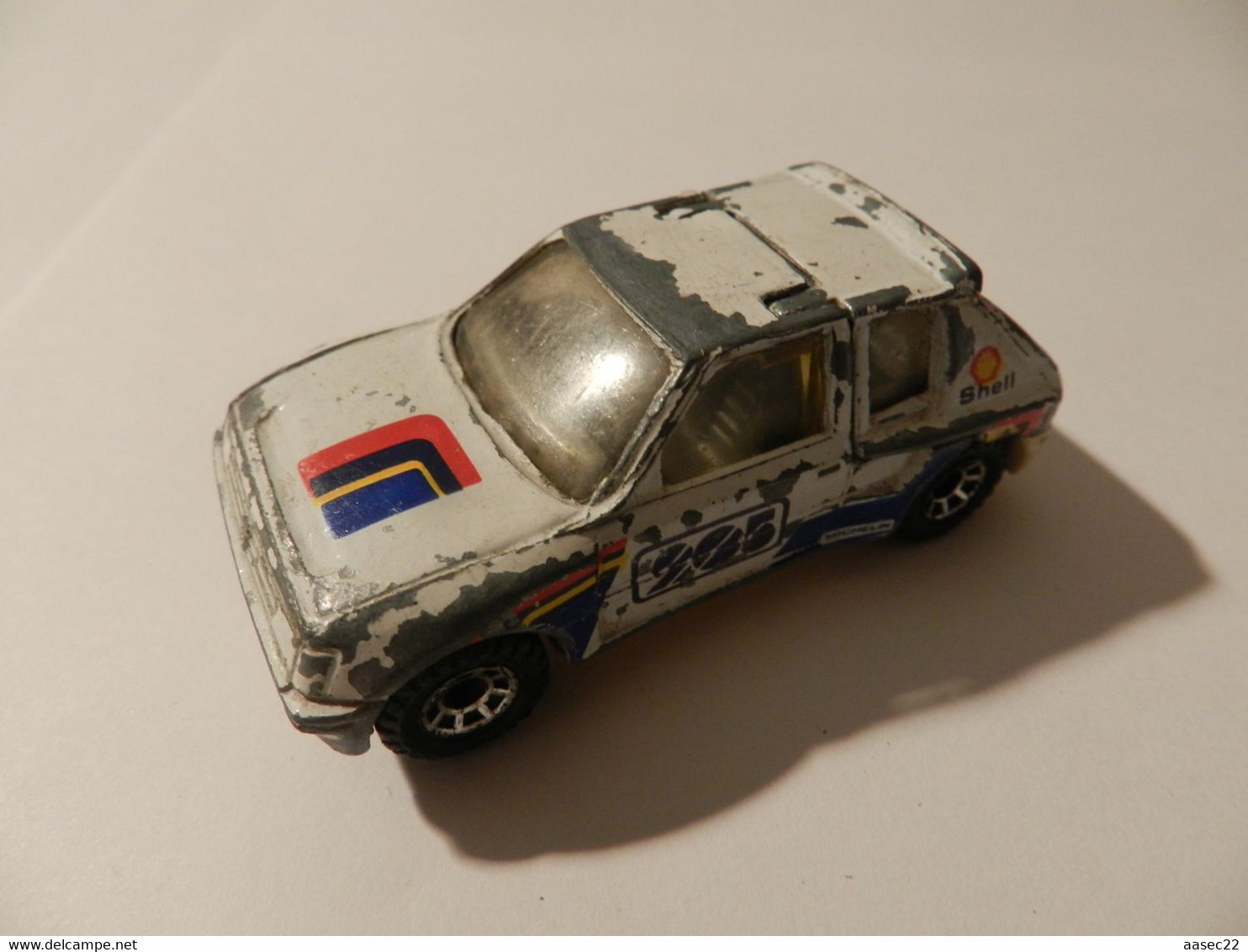 Matchbox     Peugeot 205 Turbo 16      /   1984   ***  4055  *** - Matchbox (Lesney)