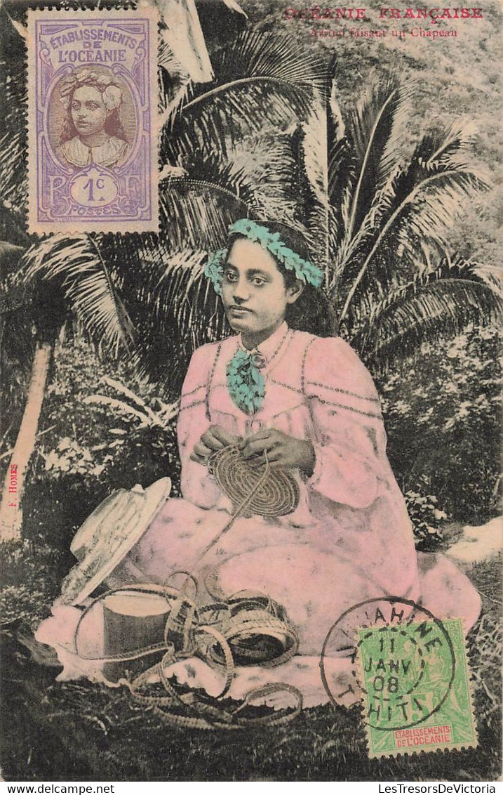 CPA TAHITI - Ariitai Faisant Un Chapeau - Colorisé - Rare - 1908 - F Homes - Tahiti