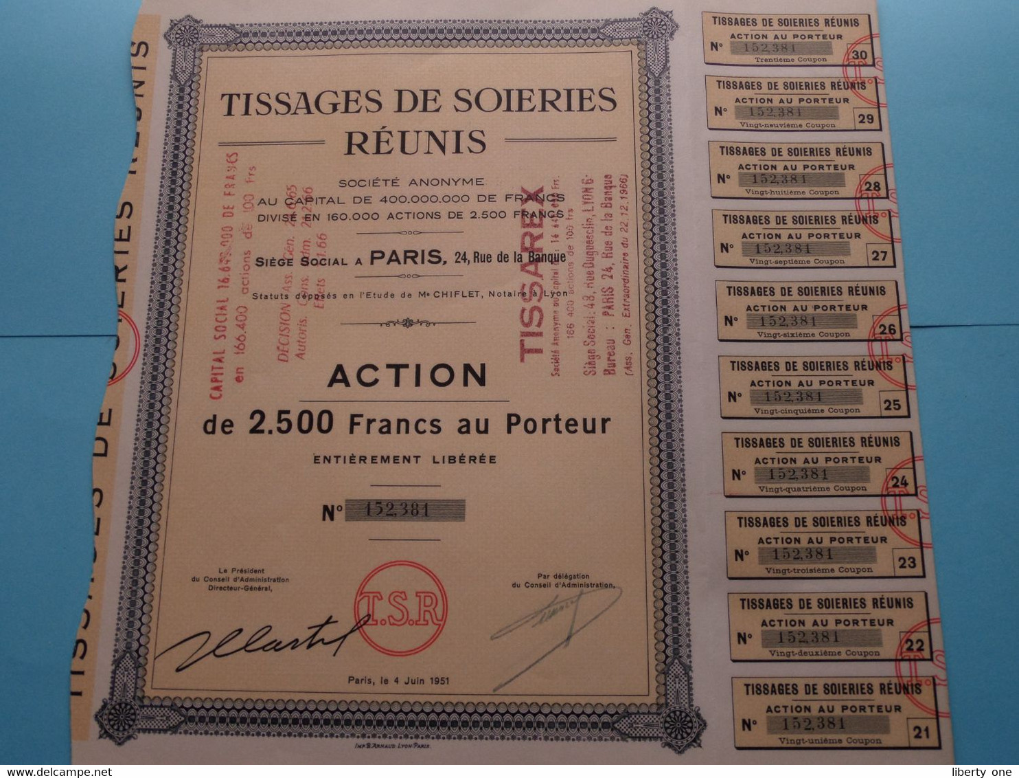 TISSAGES De SOIERIES Réunis Paris 1951 ( Voir / See SCANS ) Numéro 152381 > Action De 2.500 Fr. ! - Textiel