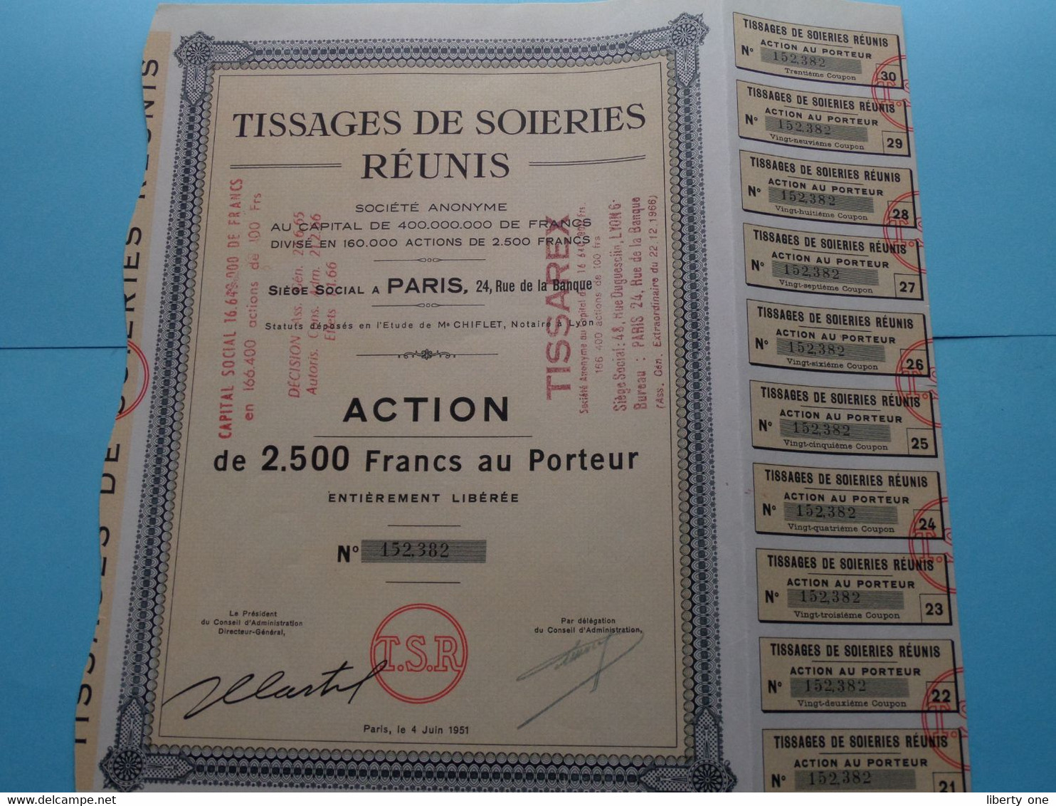TISSAGES De SOIERIES Réunis Paris 1951 ( Voir / See SCANS ) Numéro 152382 > Action De 2.500 Fr. ! - Tessili