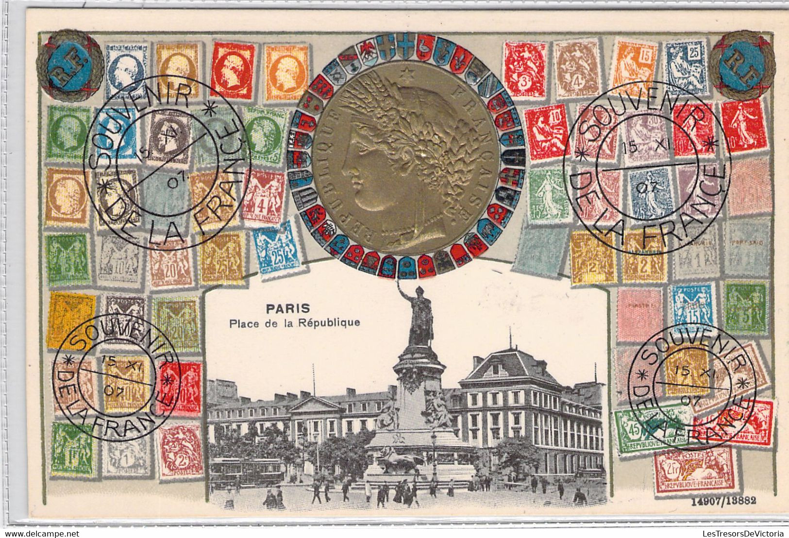 CPA PARIS - Timbre Souvenir De La France - Paris Place De La République - 14907 13882 - Timbres (représentations)