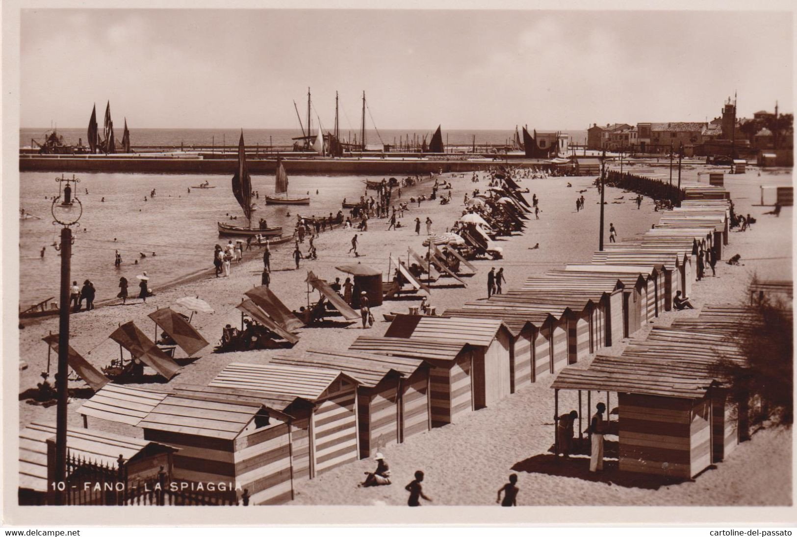 FANO LA SPIAGGIA FOTOGRAFICA  NO VG - Fano