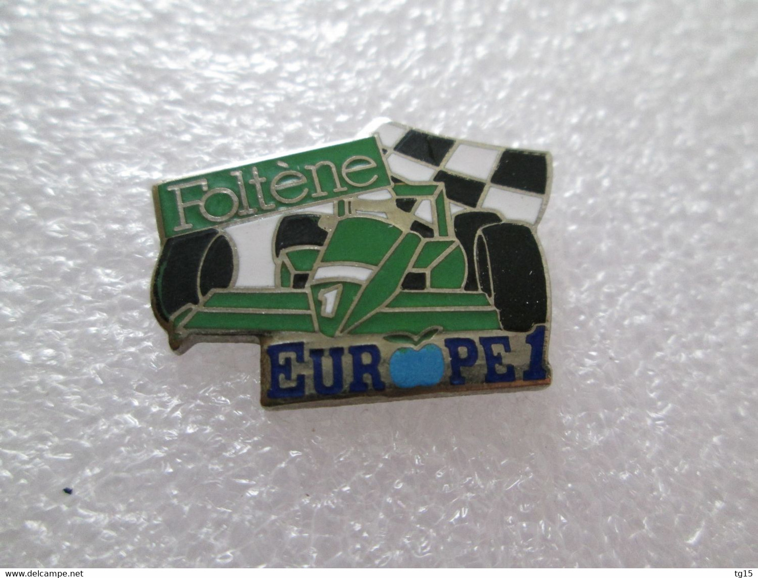 PIN'S  EUROPE 1  FOLTENE  FORMULE 1  Email Grand Feu - F1