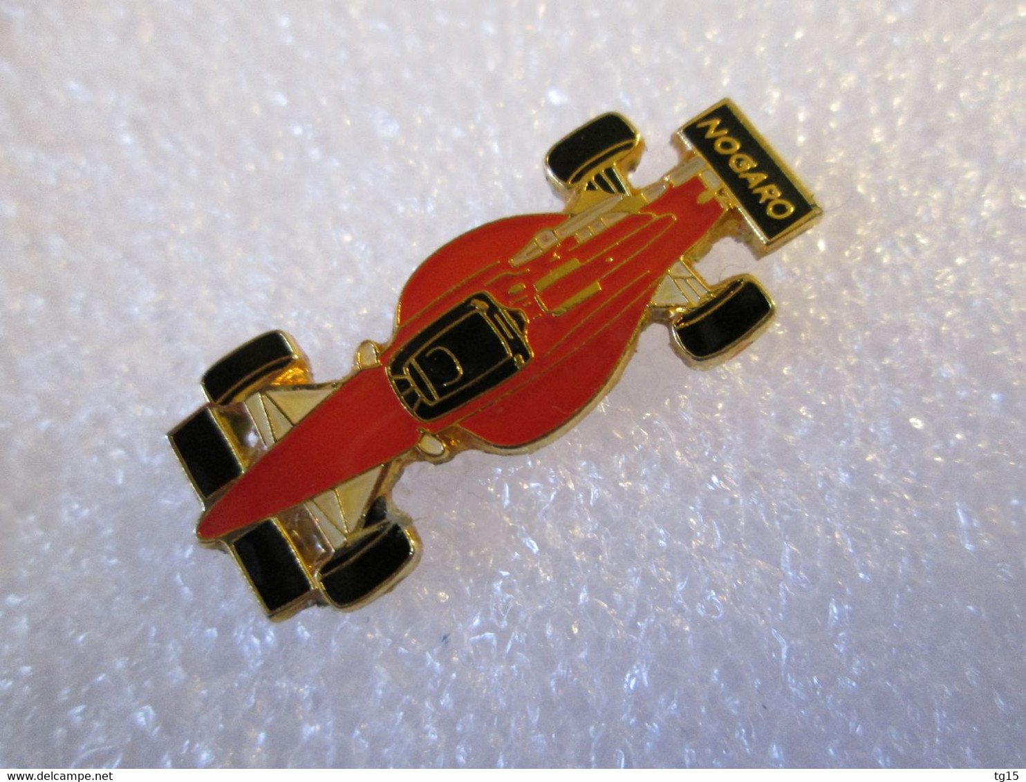 PIN'S    FORMULE 3  NOGARO - F1