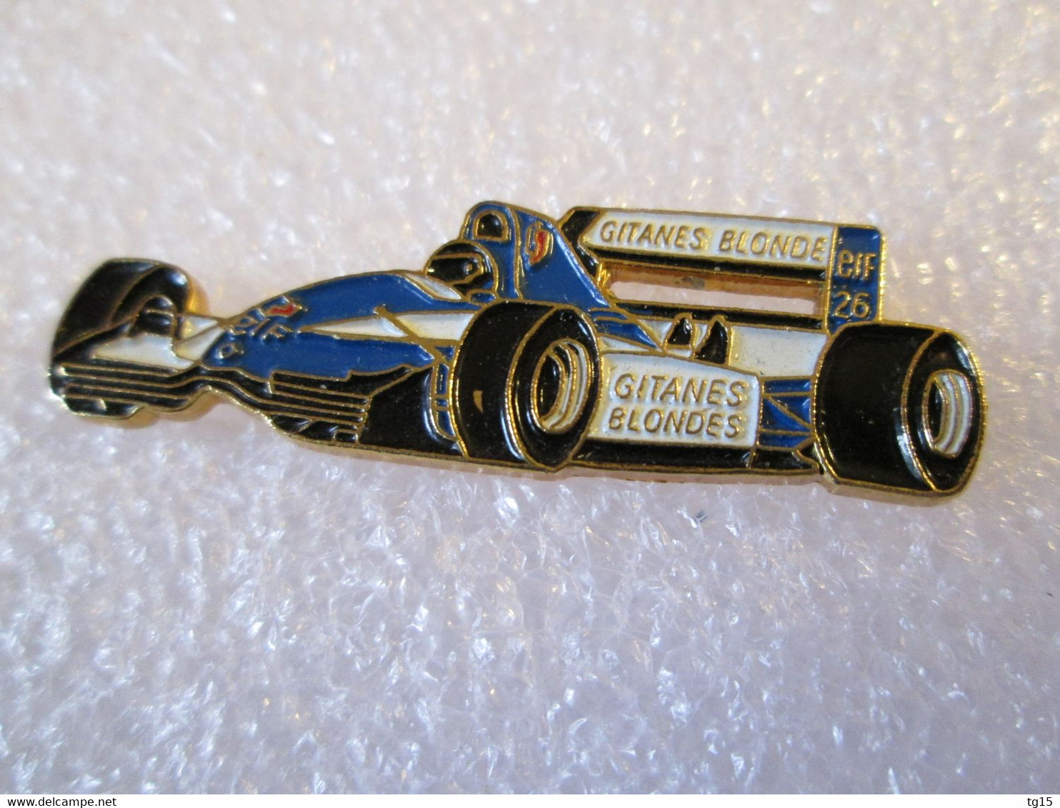 PIN'S    FORMULE  1  LIGIER  GITANES BLONDES  ELF - F1