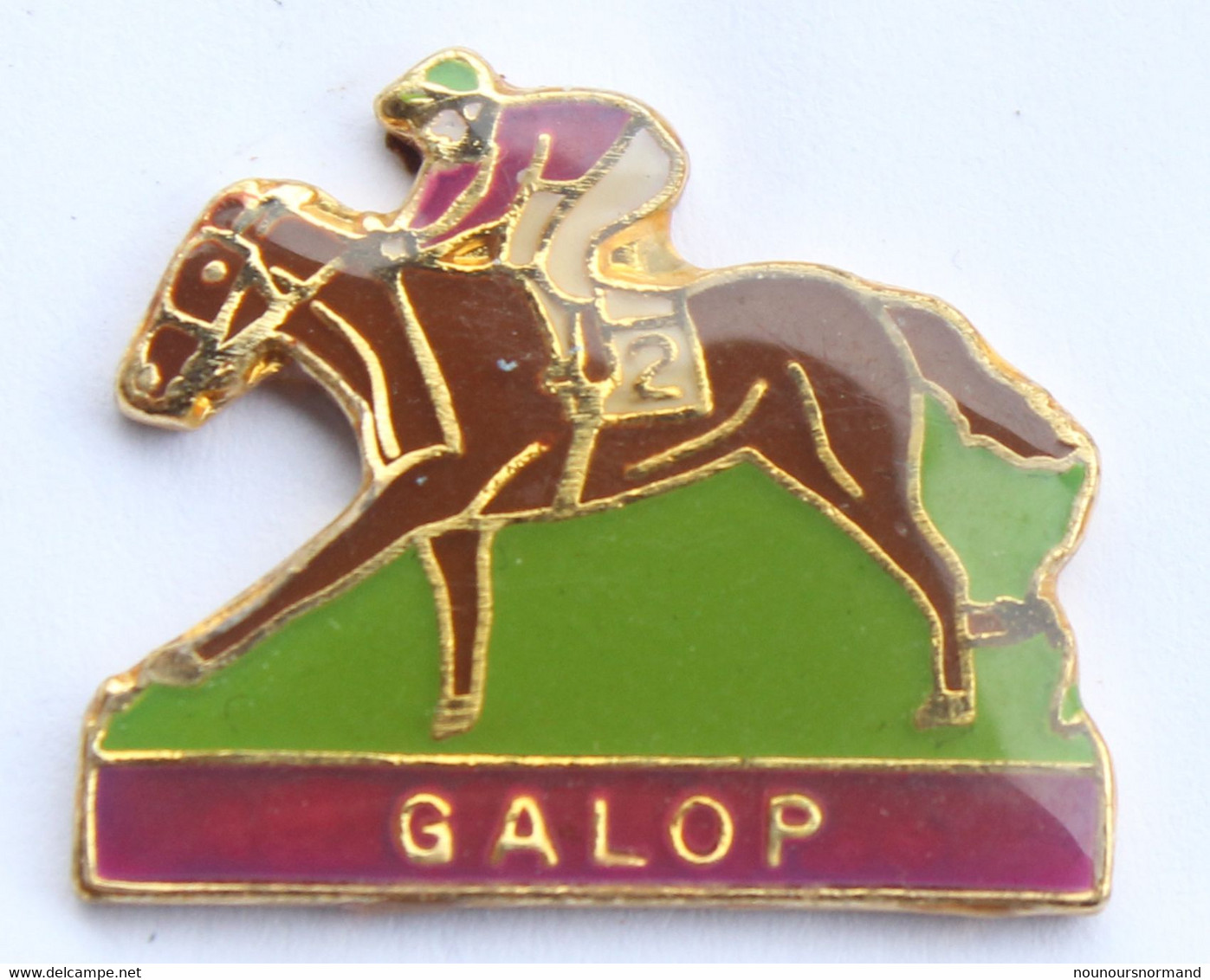 Pin's GALOP - Cheval Et Son Jockey - Dubray - DD032 - Animaux