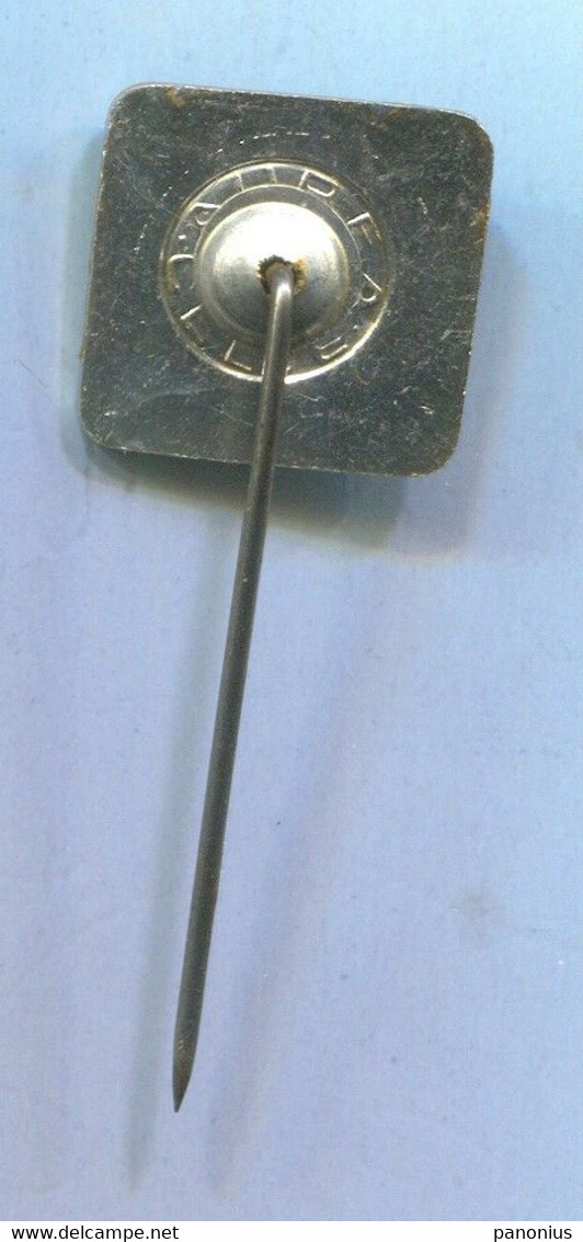 Elephant - Jumbo Grmeč, Vintage Pin Badge Abzeichen - Animaux