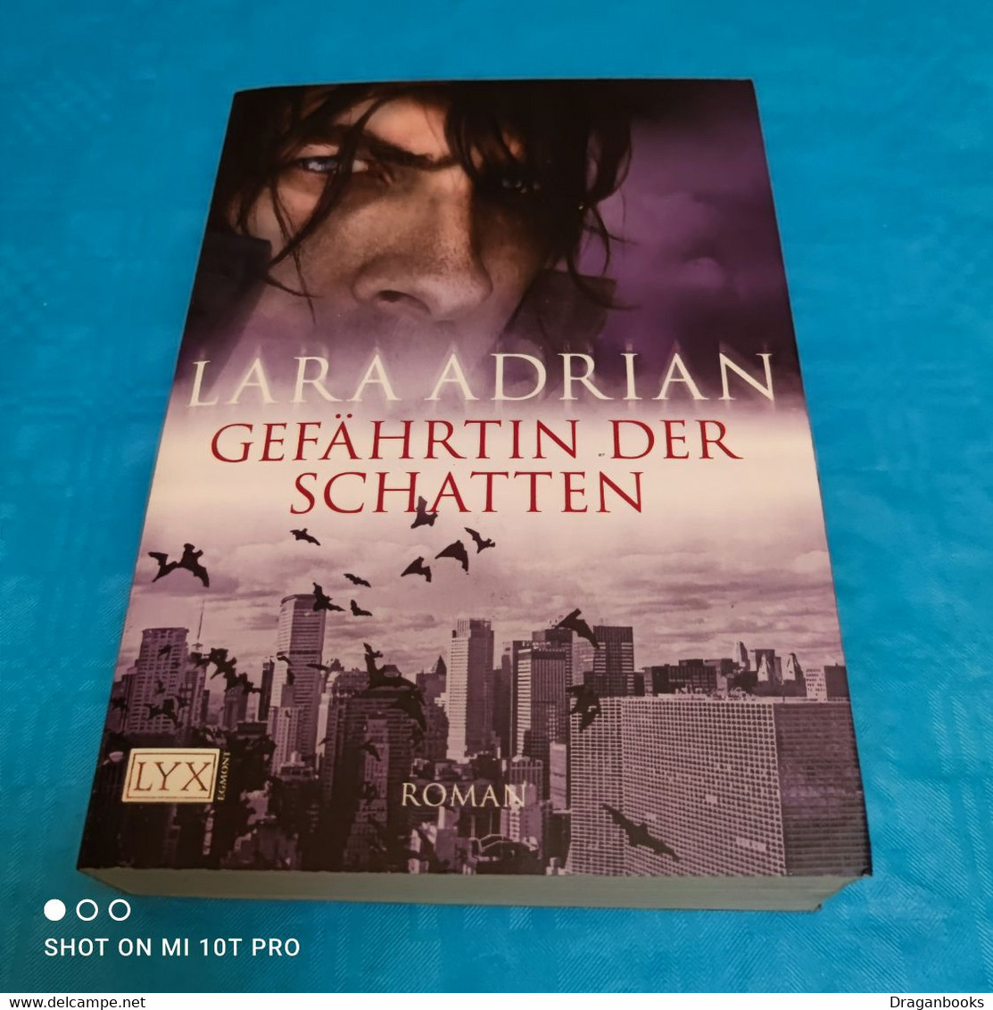 Lara Adrian - Gefährtin Der Schatten - Fantasia