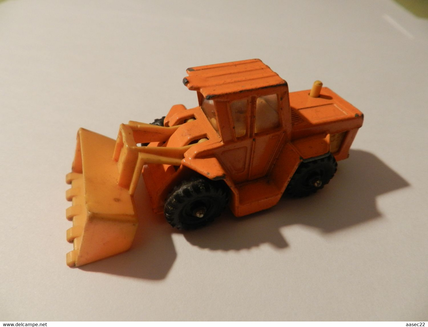 CORGI  ***     Shovel Loader    /    1975      ***  3592 *** - Corgi