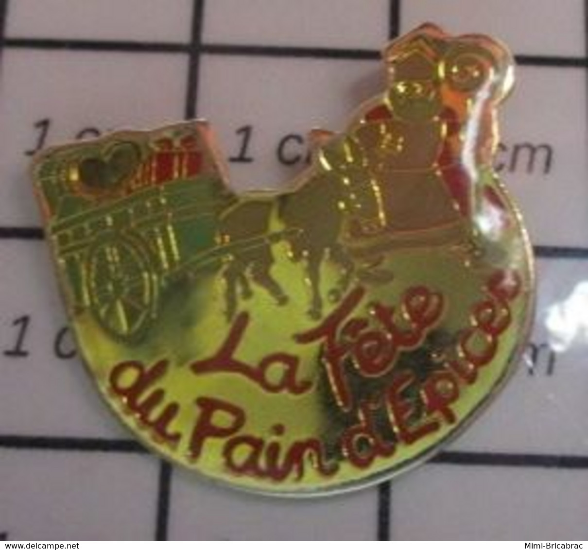 SP18 Pin's Pins / Beau Et Rare / THEME : NOEL / LA FETE DU PAIN D'EPICES ST NICOLAS SON ANE SA CARRIOLE - Kerstmis