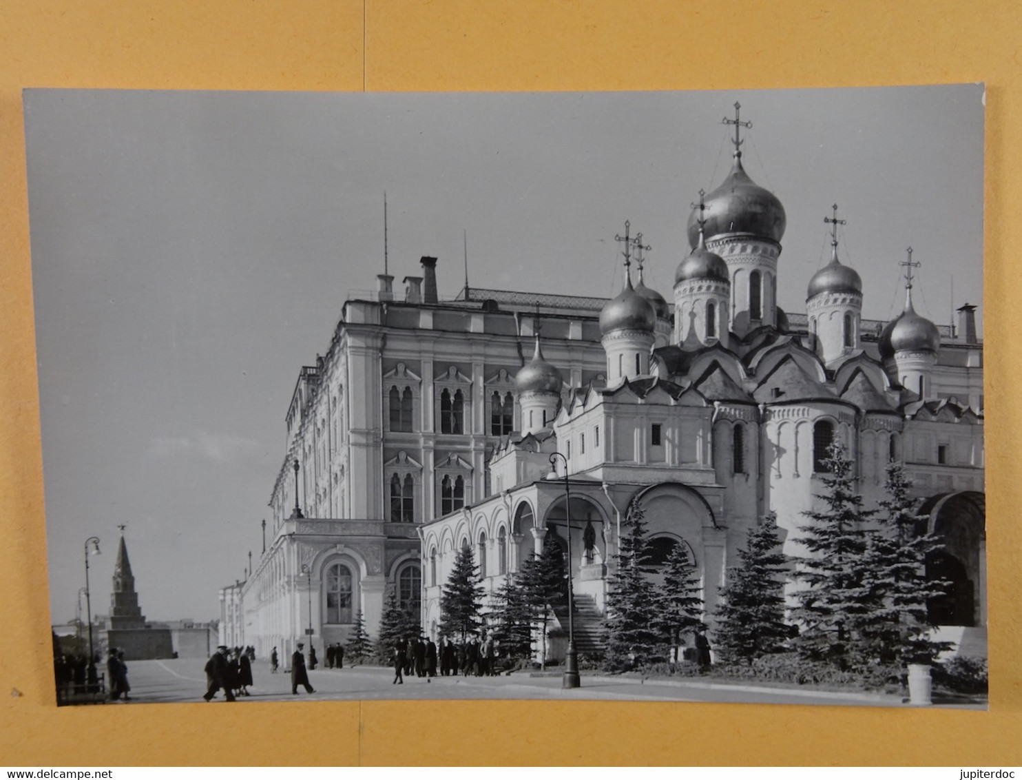 Moscow The Kremlin View Of The Grand Kremlin Palace And The Cathedral Of Annunciation - Russia