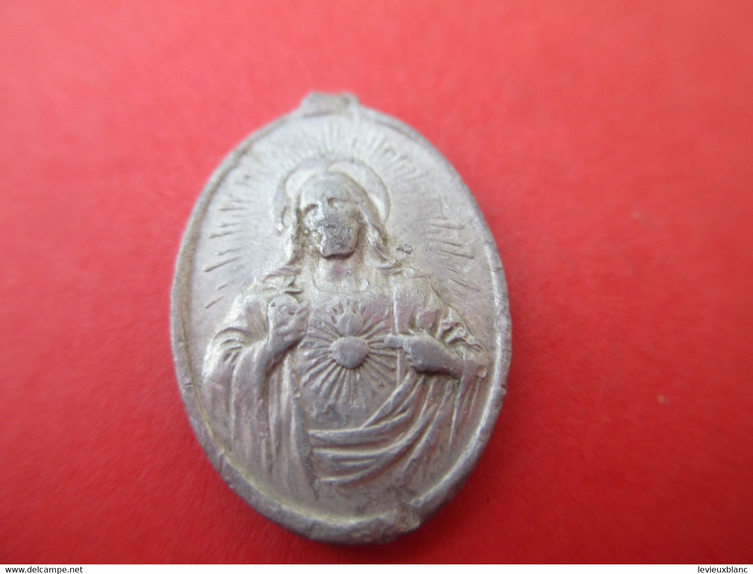 Petite Médaille Religieuse Ancienne/Vierge à Déterminer Et Le Coeur Du Christ/Aluminium  / Début XXéme      CAN617 - Religion & Esotericism