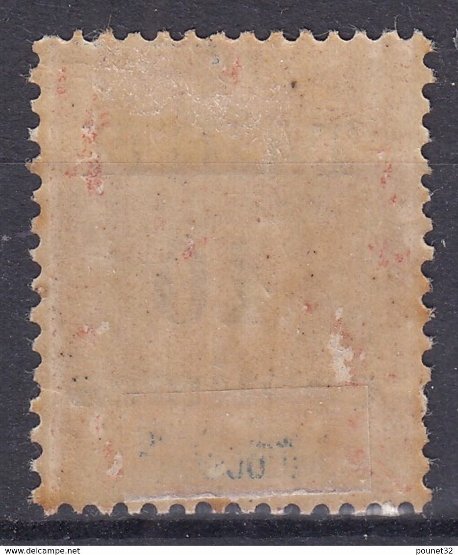 TAHITI : SURCHARGE N° 32 NEUF * GOMME AVEC CHARNIERE - Unused Stamps