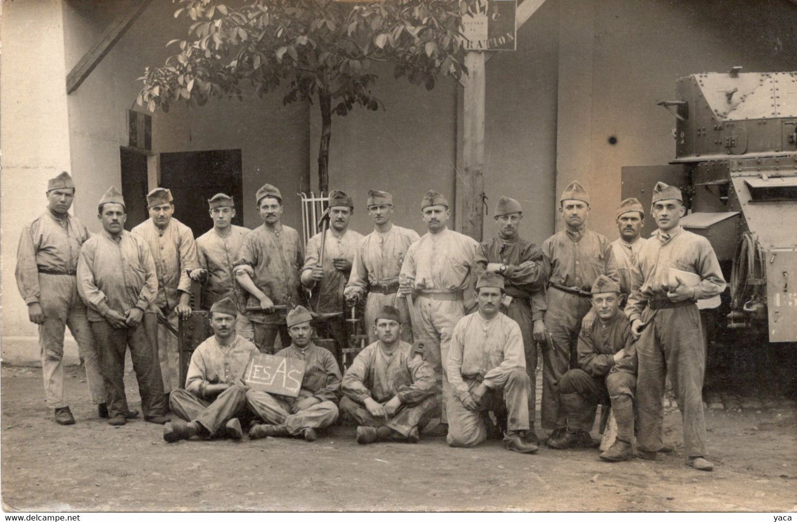 Carte Photo " Les As " Mécaniciens Forgerons - Matériel