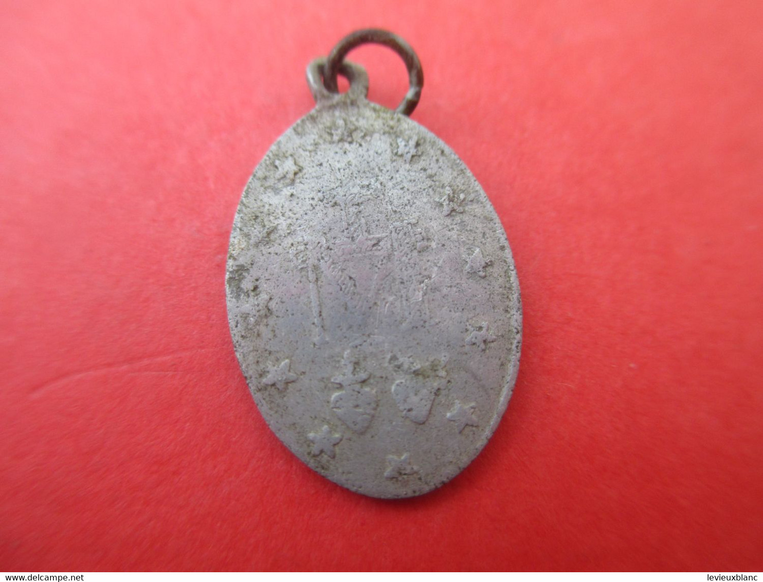 Petite Médaille Religieuse Ancienne/ Vierge Rayonnnante /Aluminium  /Début XXéme             CAN623 - Godsdienst & Esoterisme