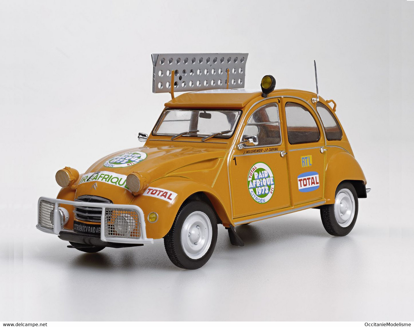 Hachette / Ixo - CITROEN 2CV 6 Raid Afrique 1973 Neuf NBO 1/24 - Autres & Non Classés