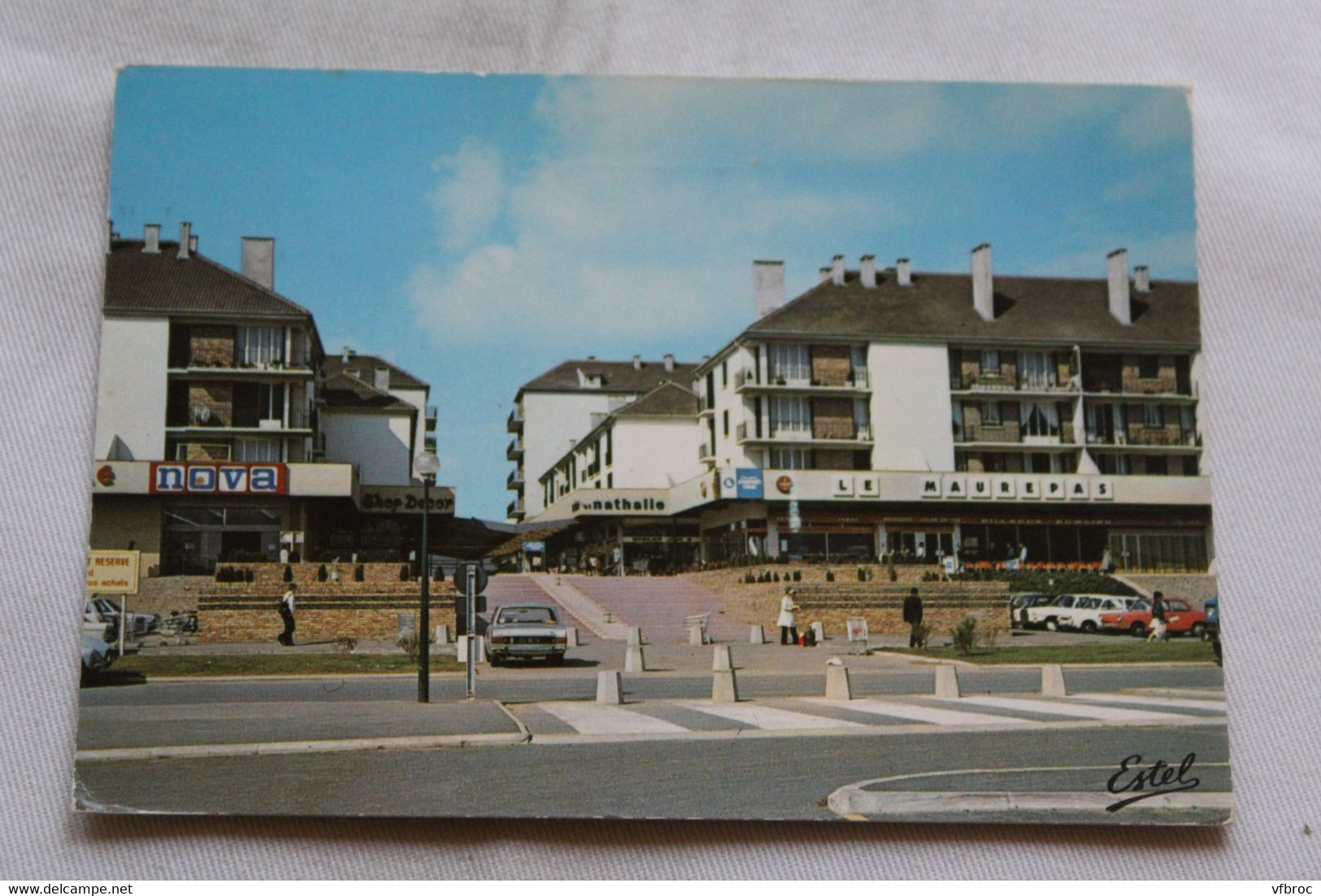 Cpm 1978, Maurepas, Le Centre Commercial Principal, Yvelines 78 - Maurepas