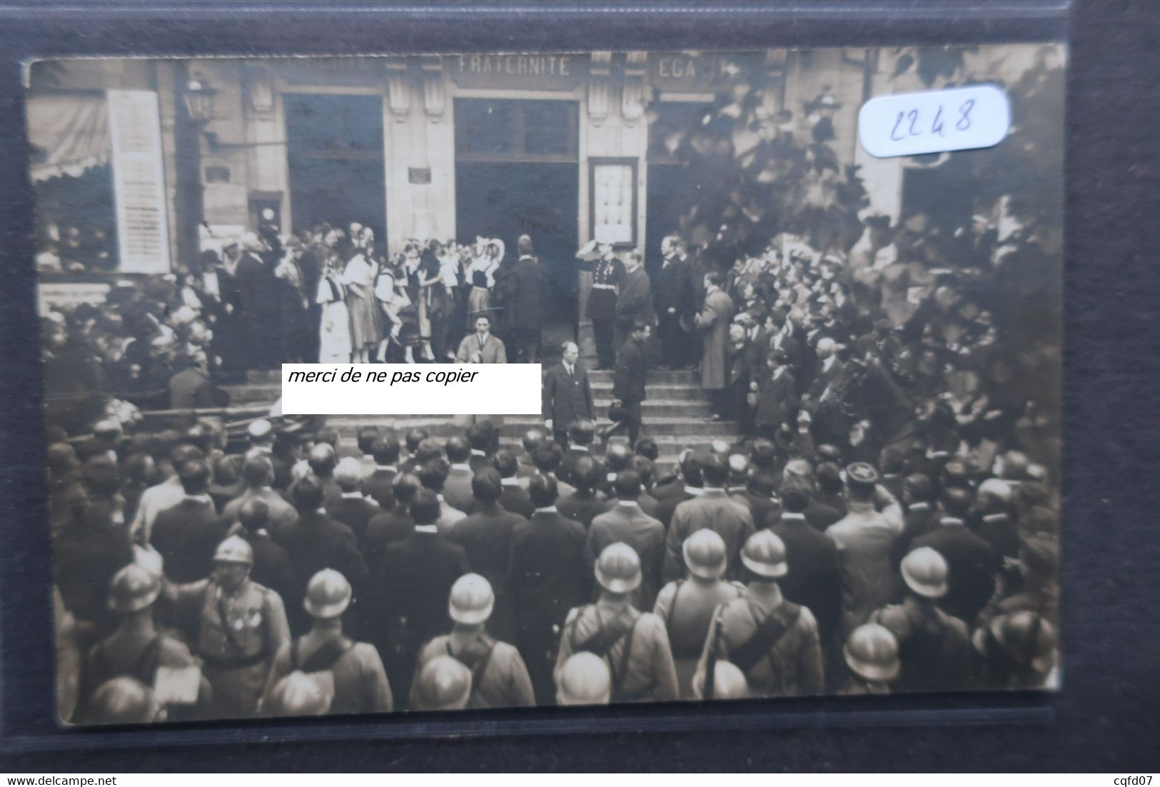 Carte Photo 2248 Montbéliard Rassemblement Devant La Mairie ( Inauguration Du Monument Aux Morts ?) - Montbéliard