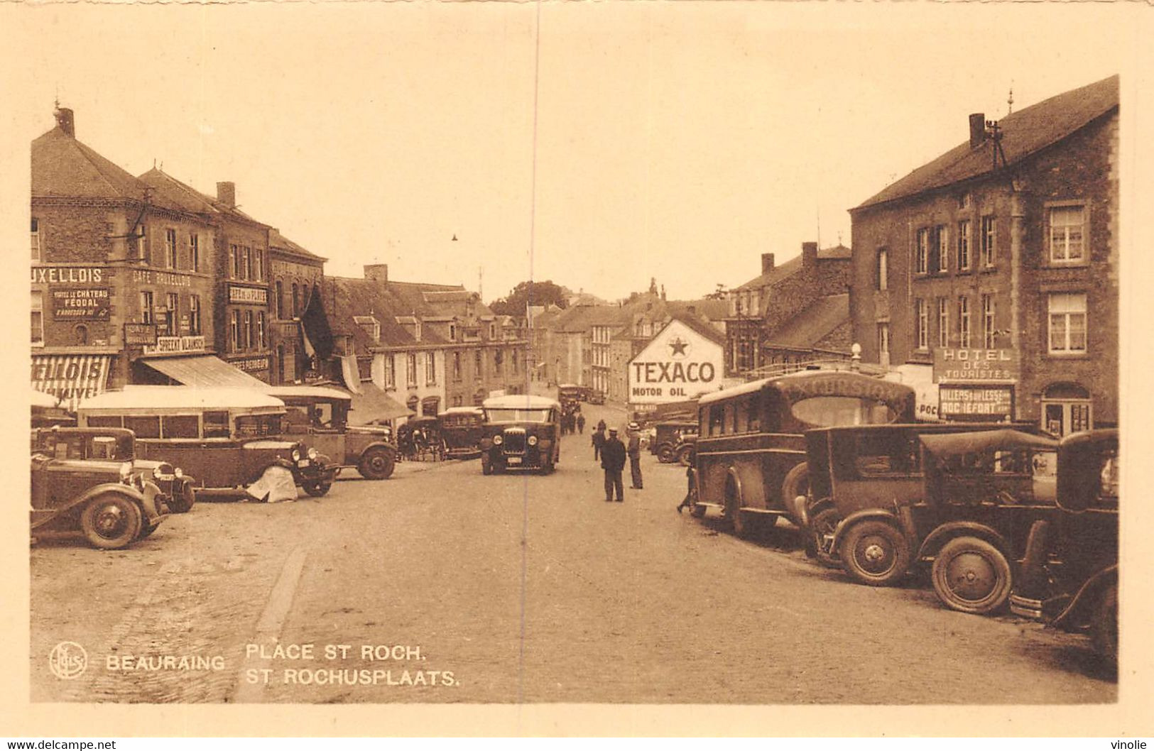 PIE-E-23-027 : BEAURAING. PLACE SAINT-ROCH. BUS. AUTOBUS. AUTOCAR. CAR - Beauraing