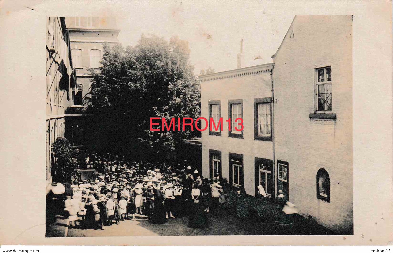 Namur Les Ursulines Pensionnat Vue De La Cours Sœurs Animation D’enfants Carte Photo - Namur