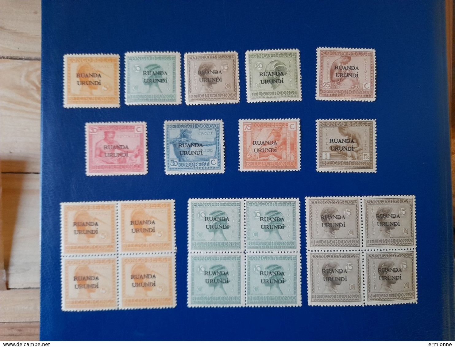 Ruanda-Urundi Timbres Du Congo Belge 1925 Avec Surcharge - Nuovi