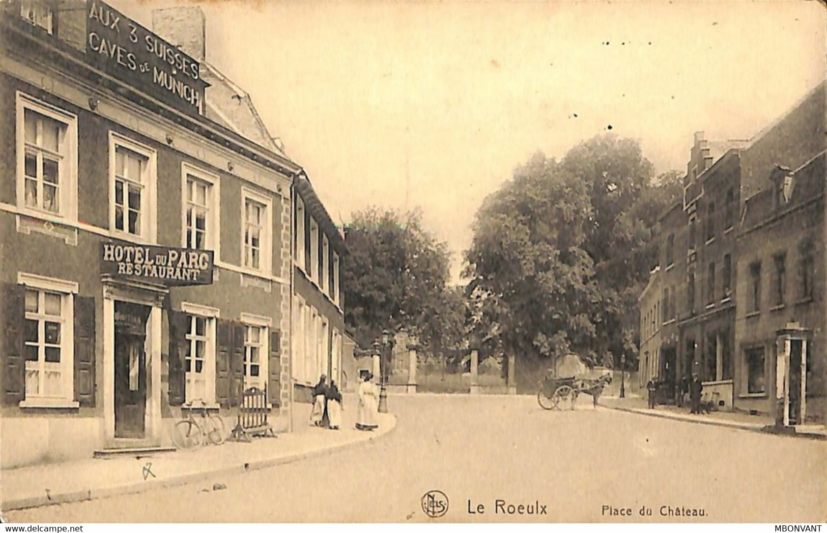 Le Roeulx - Place Du Château - Le Roeulx