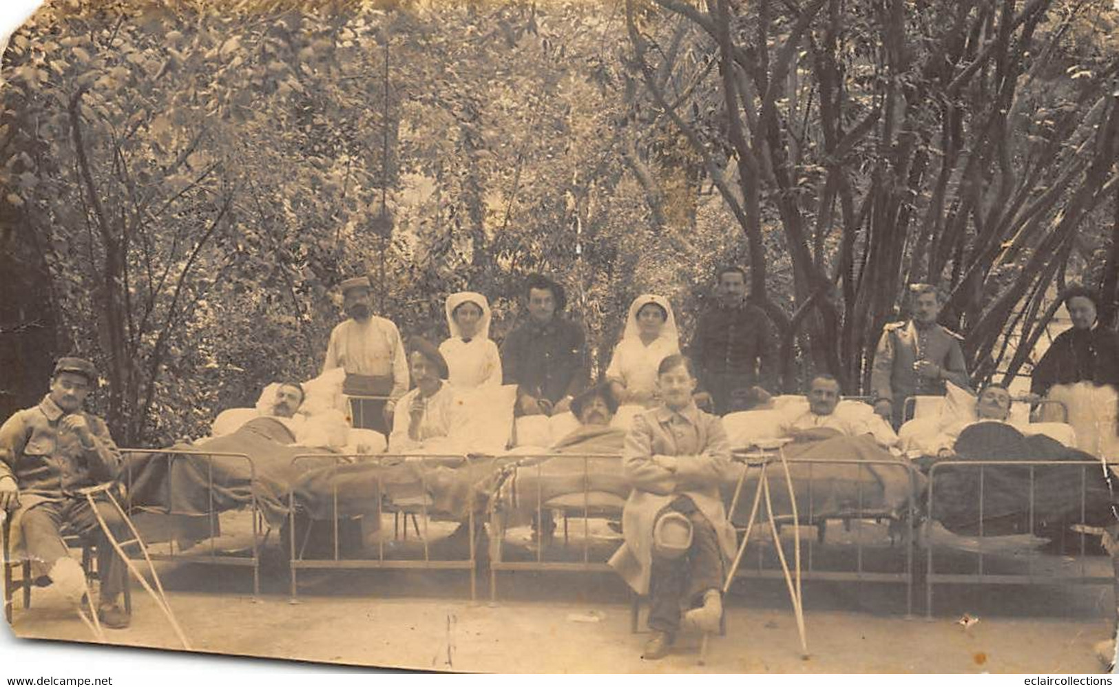 Thème       Croix Rouge;  Infirmières  Et Blessés. Carte Photo Non Localisée    (voir Scan) - Red Cross