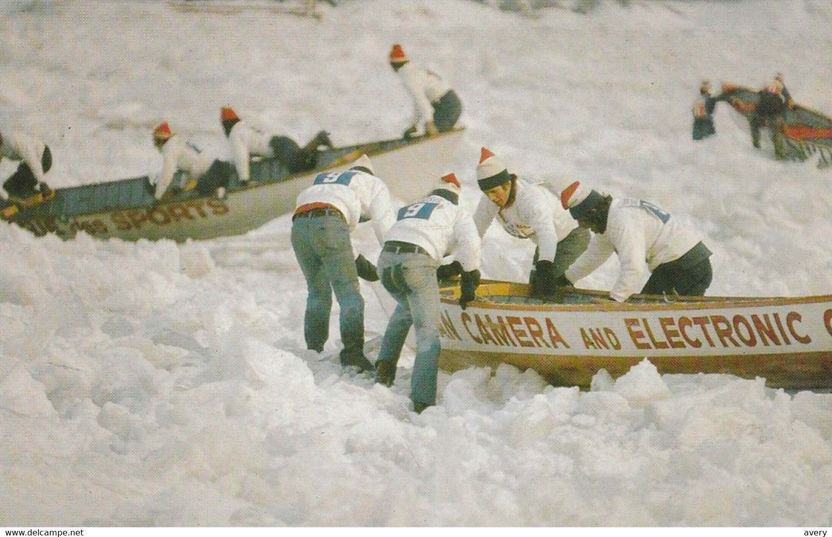 Les Activitees Sportives Du Carnaval Du Quebec  La Course En Canots - Québec - Les Rivières