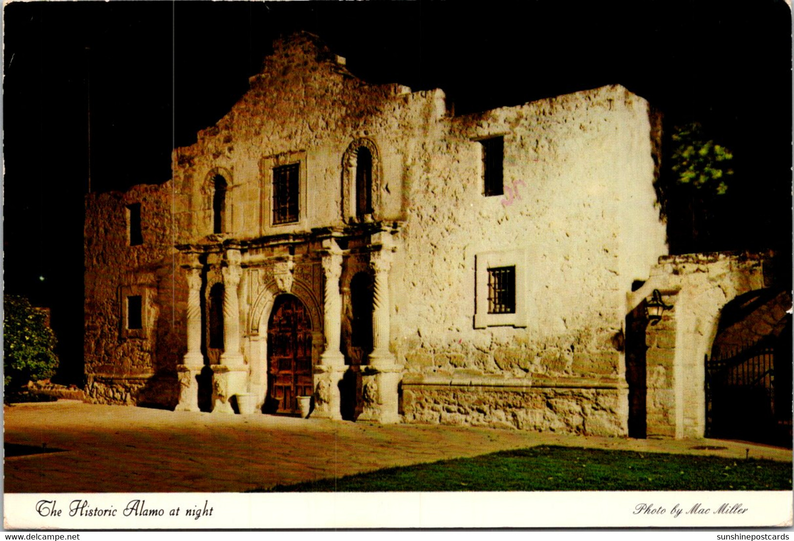 Texas San Antonio The Alamo At Night 1986 - San Antonio