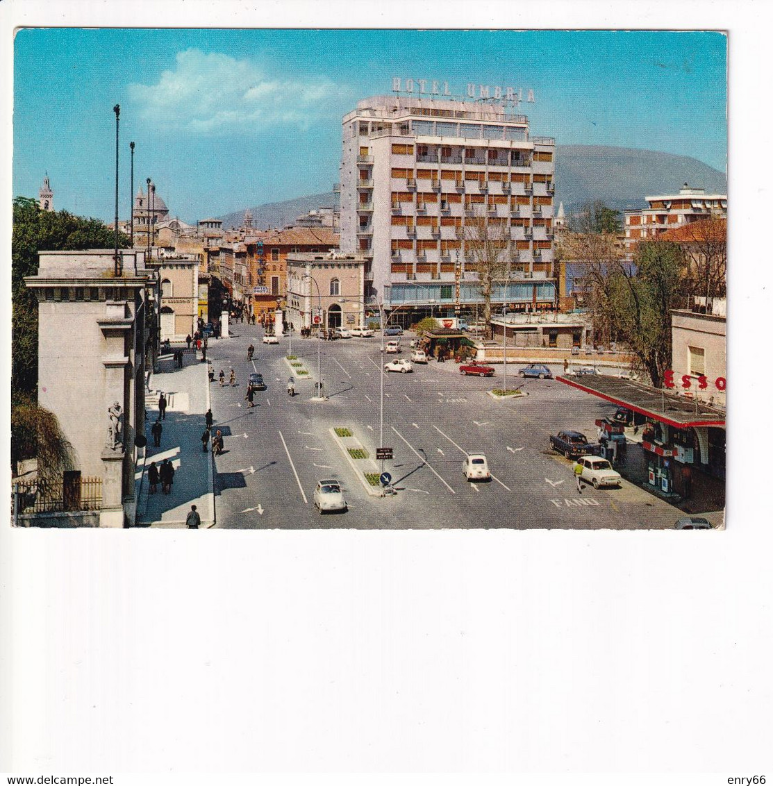 FOLIGNO PIAZZALE DI PORTA ROMANA - Foligno