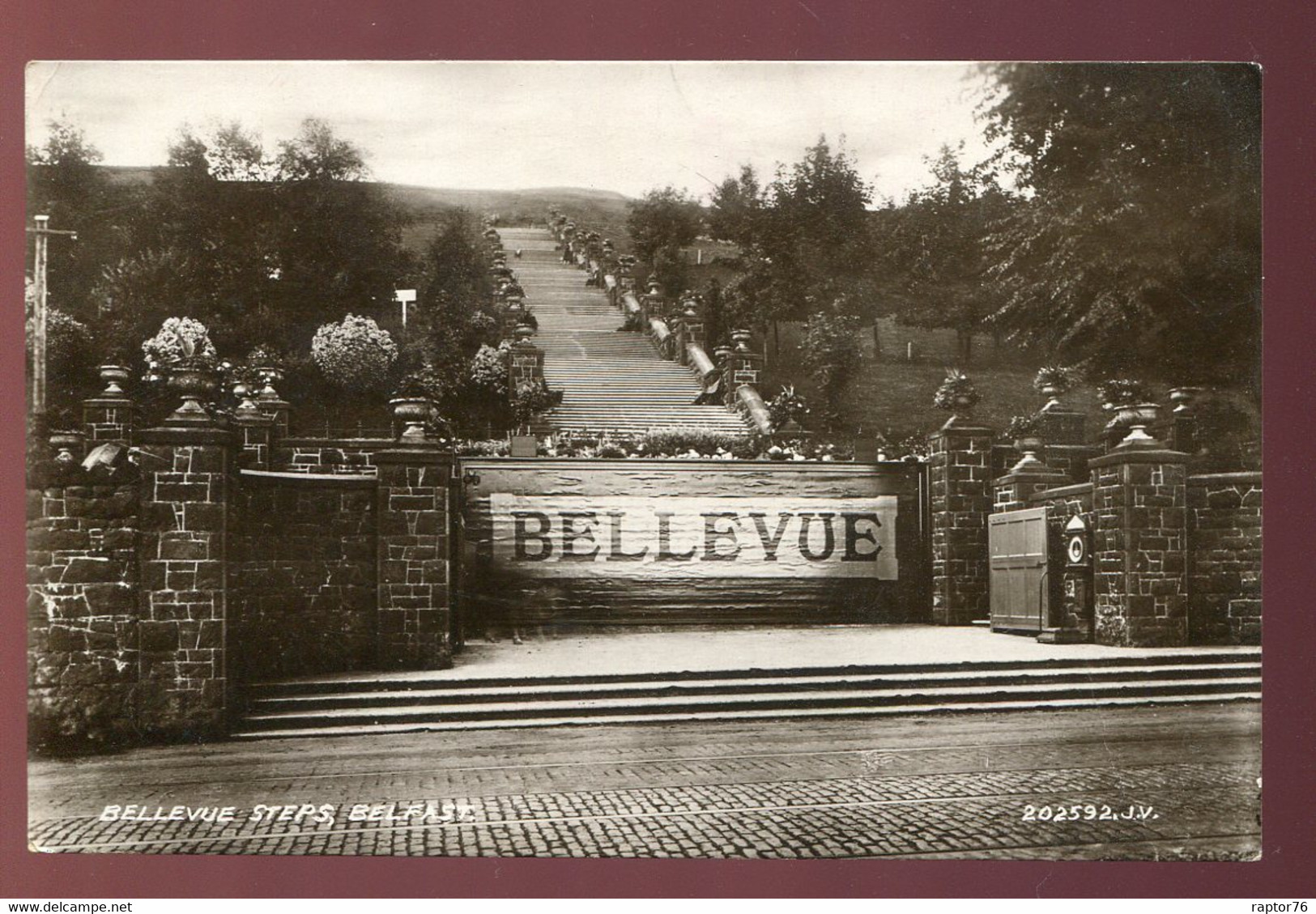 CPSM Irlande Du Nord BELFAST Bellevue Steps - Belfast