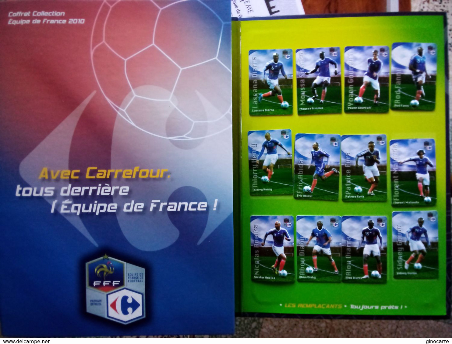 Coffret Complet Carrefour Coupe Du Monde 2010 Magnet Magnets Equipe De France Football Foot - Deportes