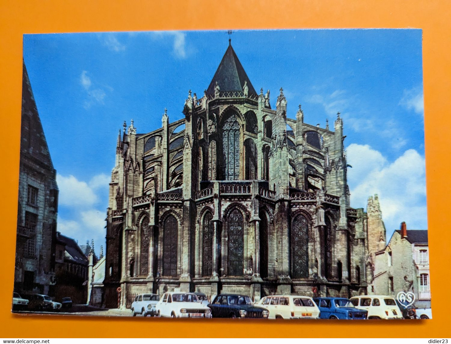 Carte Neuve * New Card * TOURS  CATHEDRALE PEUGEOT RENAULT SIMCA CITROEN MOTOCYCLETTE - Eglises Et Cathédrales