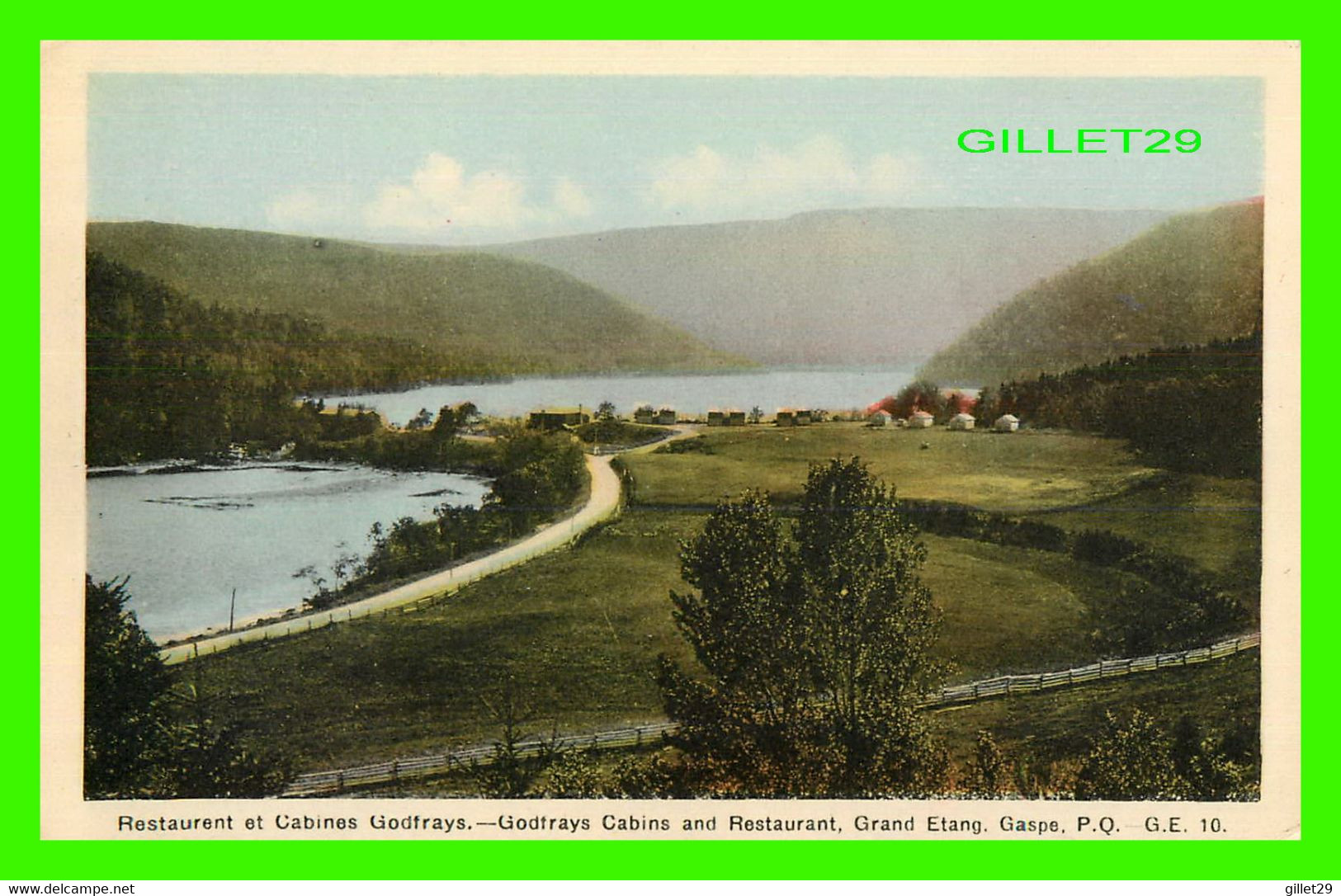 GASPÉ, QUÉBEC - RESTAURANT ET CABINES GODFRAYS, GRAND ÉTANG - PUB. BY H.V. HENDERSON - - Gaspé