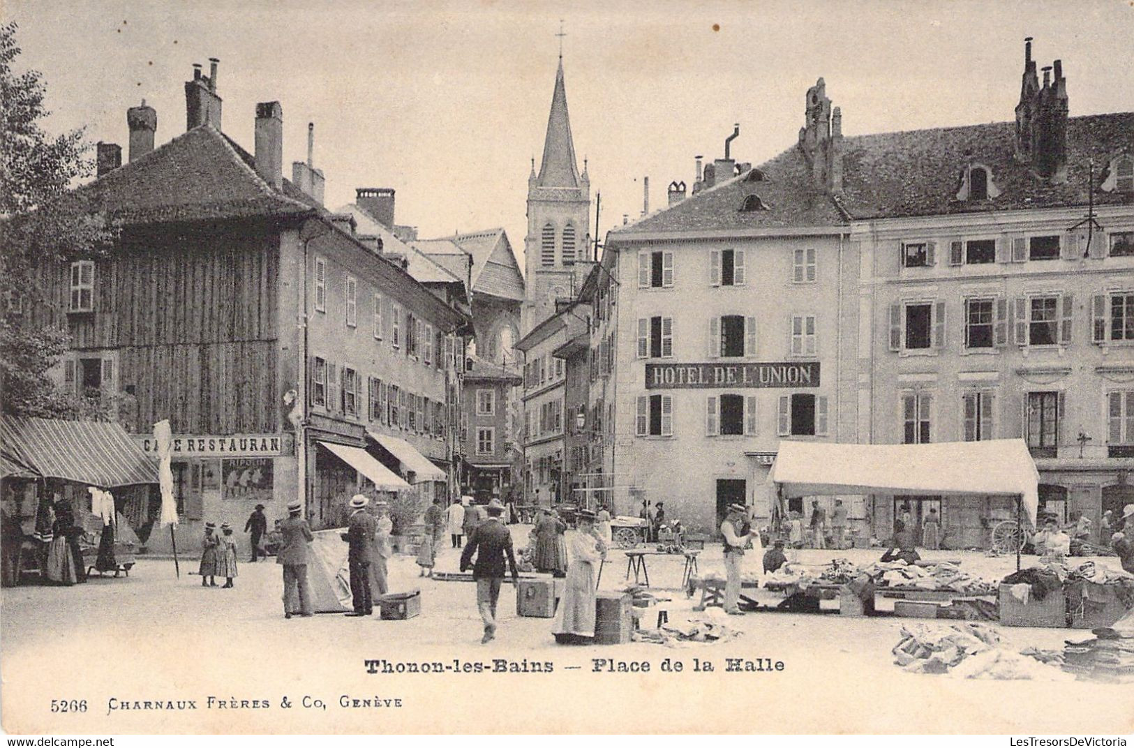 CPA COMMERCE - 5266 - Thonon Les Bains - Place De La Halle - Hôtel De L'Union - Charnaux Frères Et Co Genève - Mercati