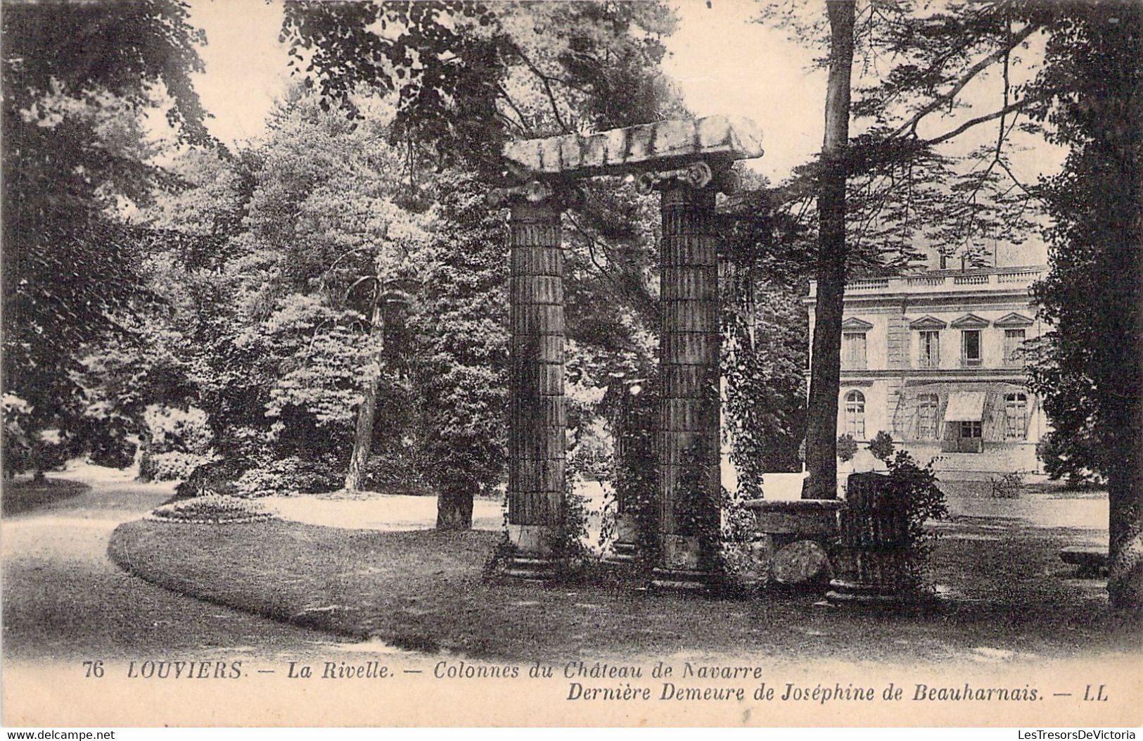 CPA FRANCE - 27 - LOUVIERS - La Rivelle - Colonnes Du Chateau De Navarre - Joséphine Beauharnais - LL - Louviers