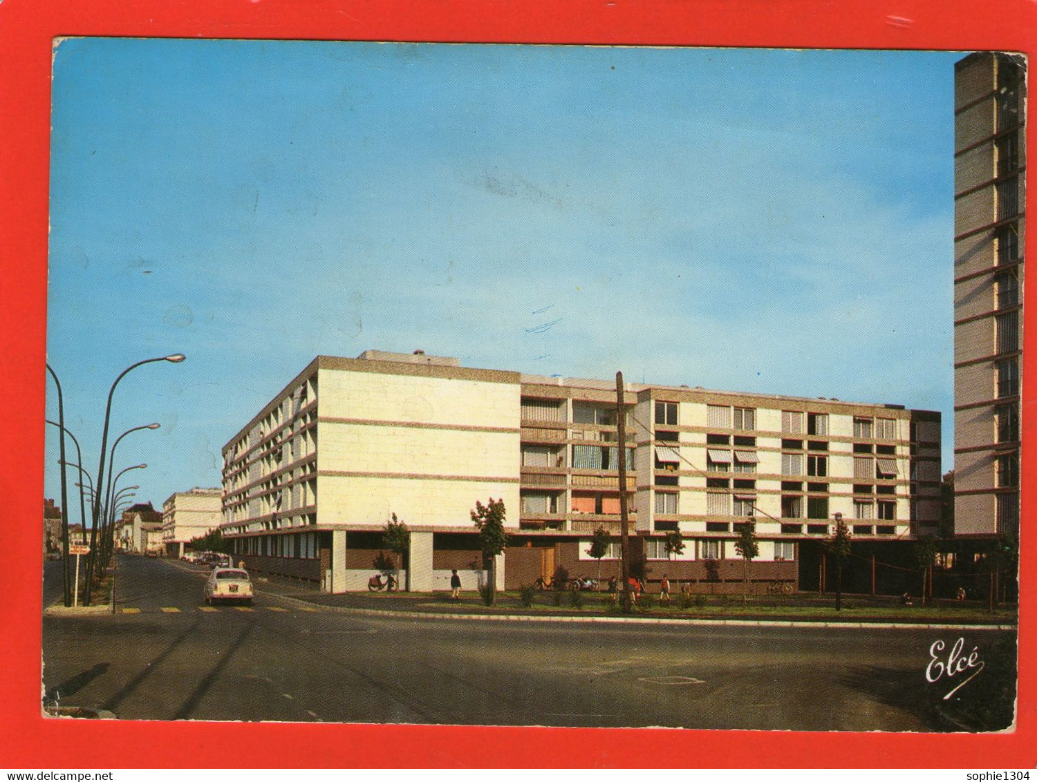 BERGERAC - La Nouvelle Cité Avec L'Avenue Jean Moulin - - Bergerac