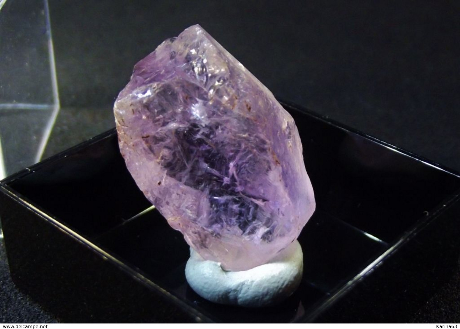 Spudomene Var. Kunzite  (2 X 1 X 1 Cm ) Tsarafara Sud - Sahatany Valley -  Ibity -  Madagascar - Minéraux