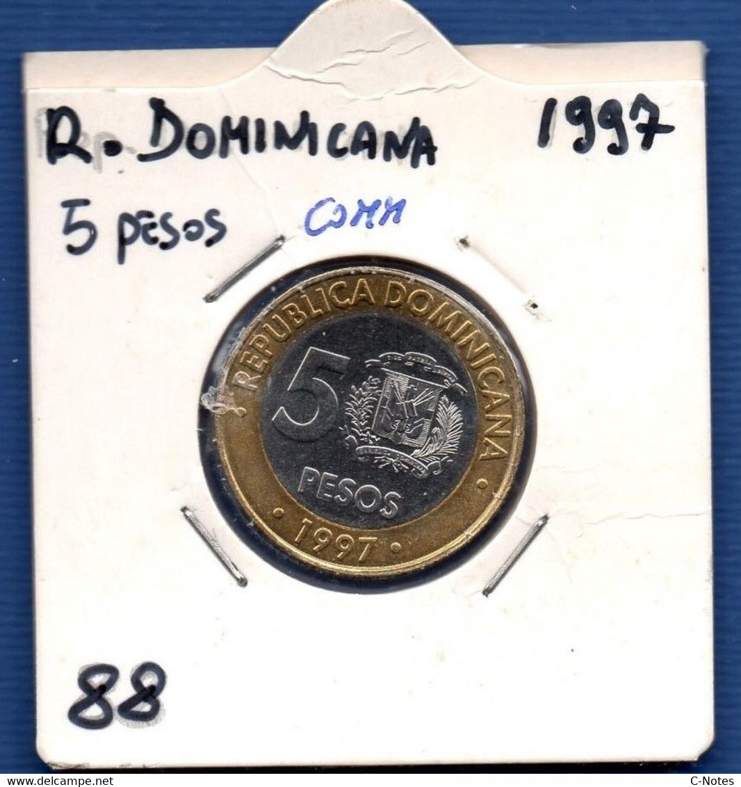 DOMINICAN REPUBLIC - 5 Pesos 1997 -  See Photos -  Km 88 - Dominicaine