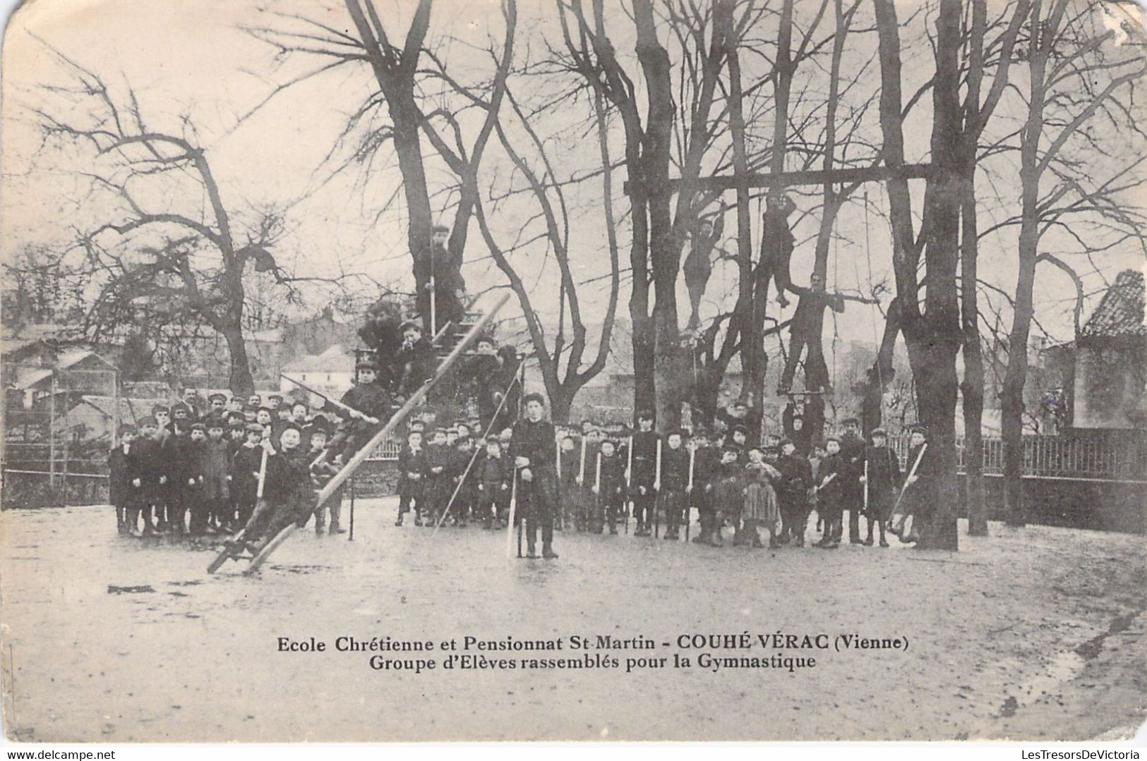 CPA FRANCE - 86 - COUHE VERAC - Ecole Chrétienne Et Pensionnat St Martin - Couhe