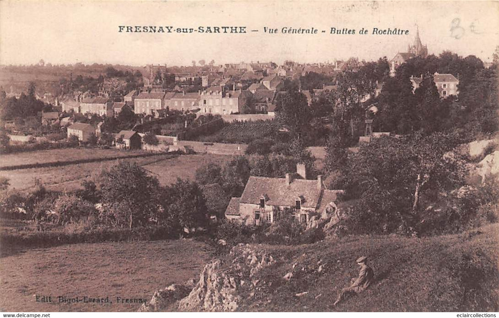 Fresnay Sur Sarthe      72          Vue Générale . Buttes De Rochâtre      (voir Scan) - Altri & Non Classificati