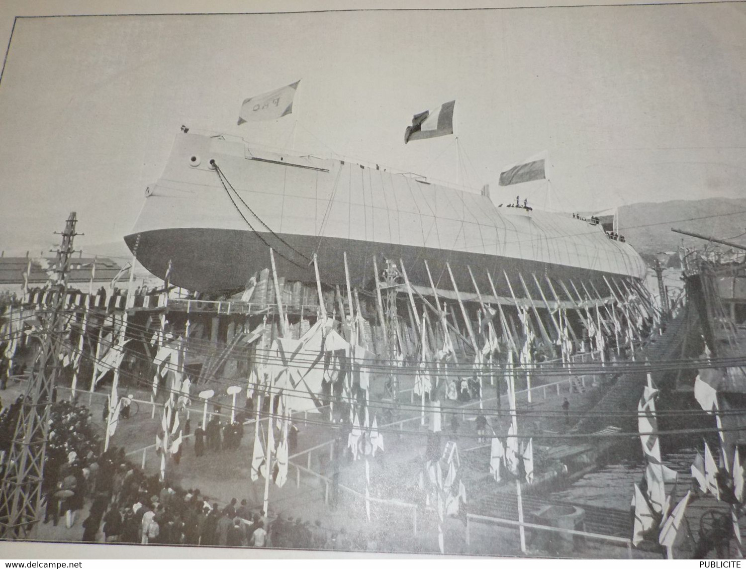 GRAVURE LANCEMENT DU CUIRASSE RUSSE LE CESAREVITCH 1901 - Schiffe