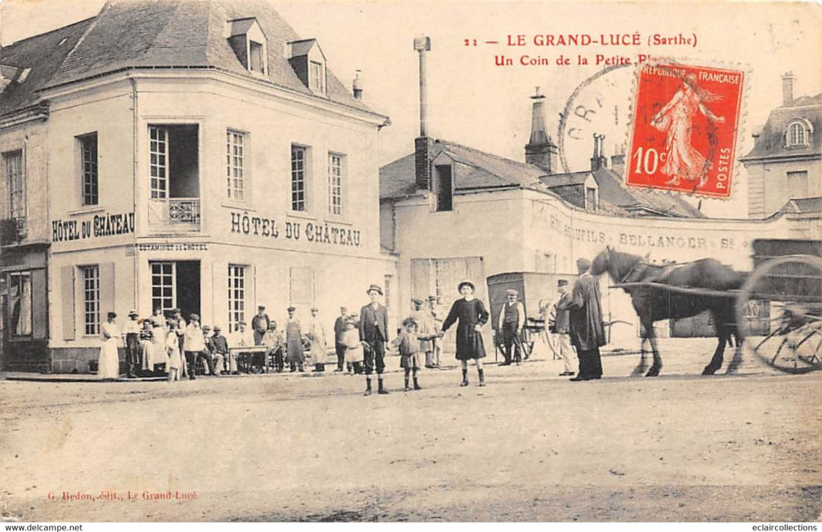 Le Grand Lucé     72       Un Coin De La Petite Place. Hôtel Du Château      (voir Scan) - Le Grand Luce
