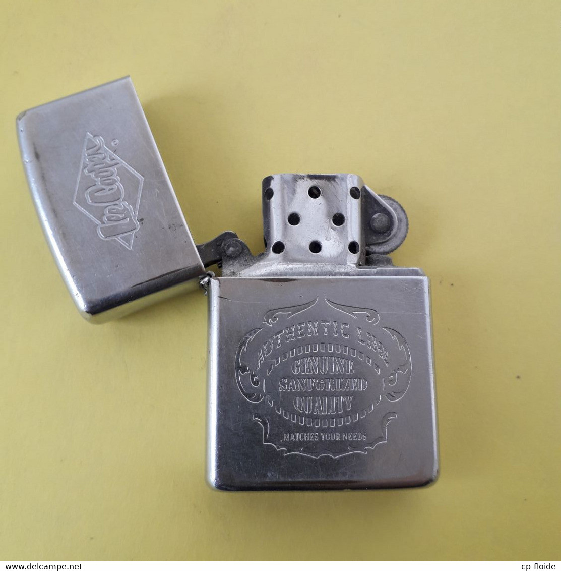 ZIPPO . " LEE COOPER "  BRADFORD PA. MADE IN USA - Réf. N°28PO - - Zippo