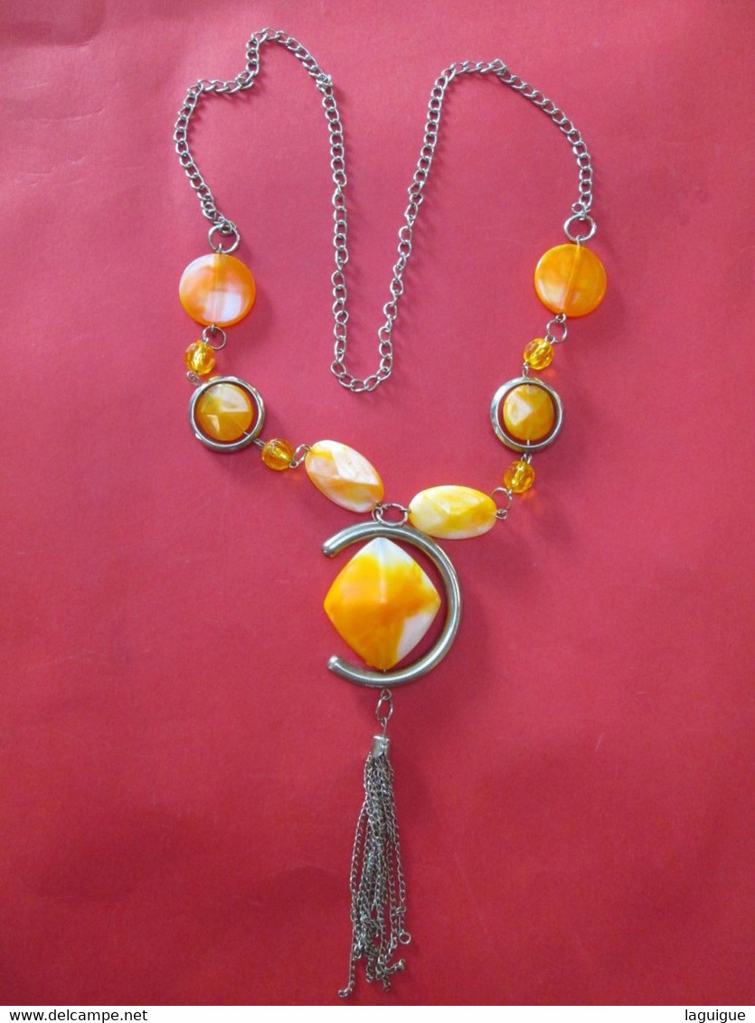 BIJOU COLLIER FANTAISIE ORANGE 76 Cm - Colliers/Chaînes