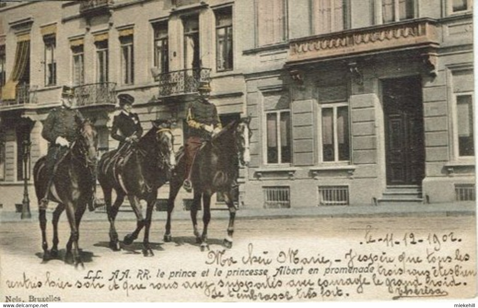 BRUXELLES- ALBERT ET ELISABETH EN PROMENADE A CHEVAL - Beroemde Personen