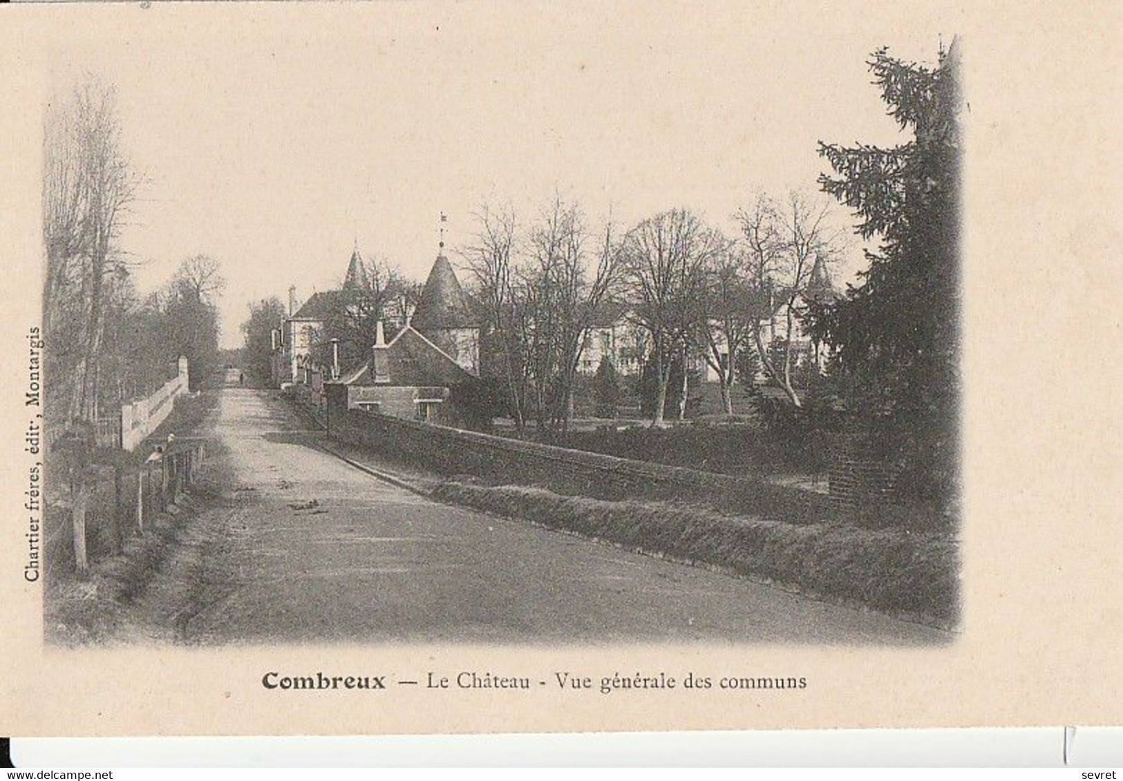 COMBREUX. - Le Château - Vue Générale Des Communs - Other & Unclassified