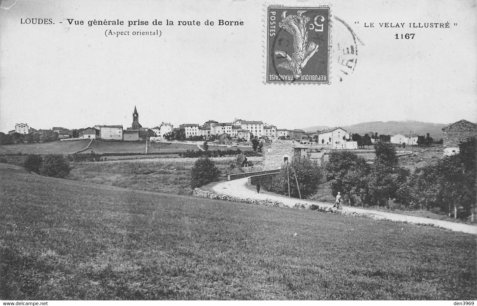 LOUDES (Haute-Loire) - Vue Générale Prise De La Route De Borne (Aspect Oriental) - Loudes