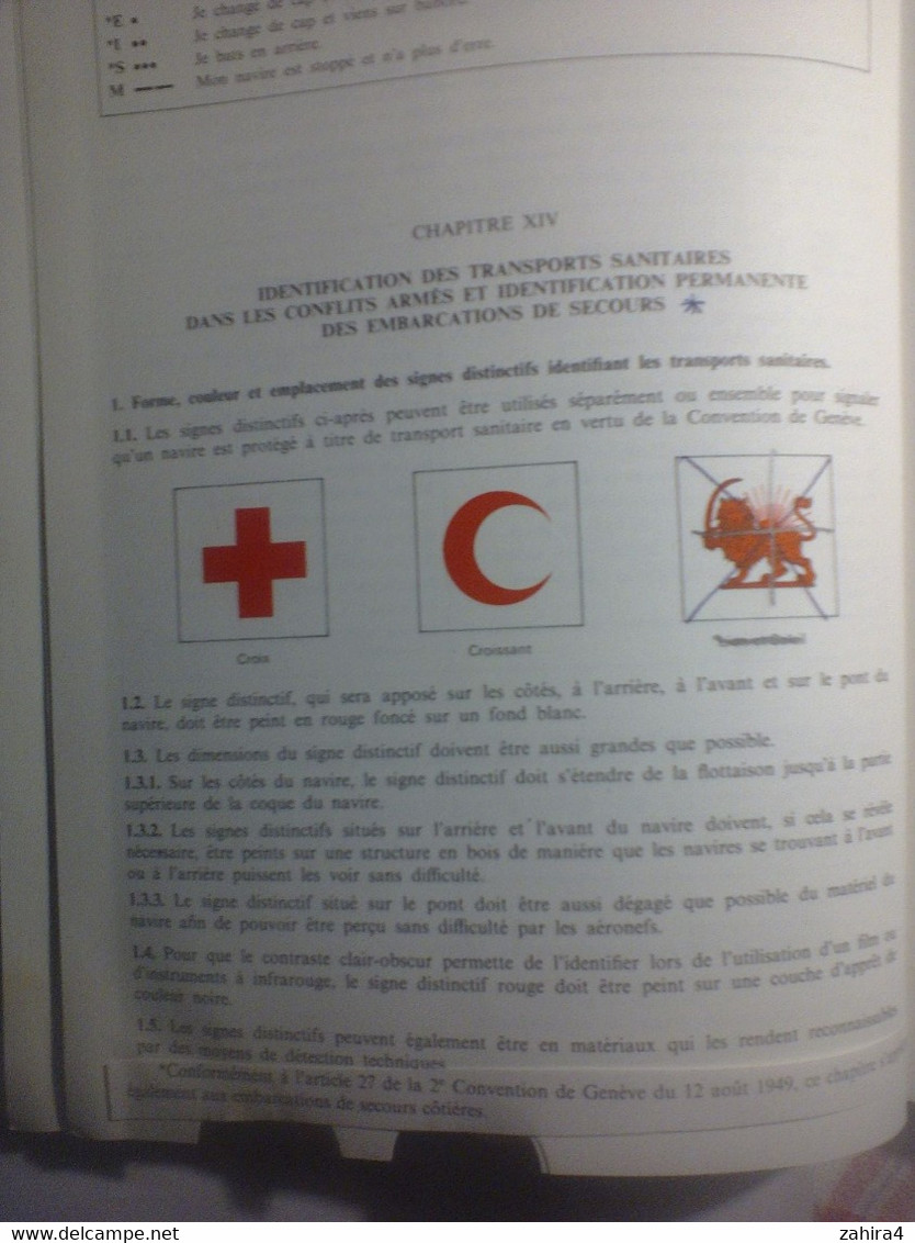 Service hydrographique océanographique Marine Paris Ouvrage 32 Code international signaux édition Française révisé SHOM