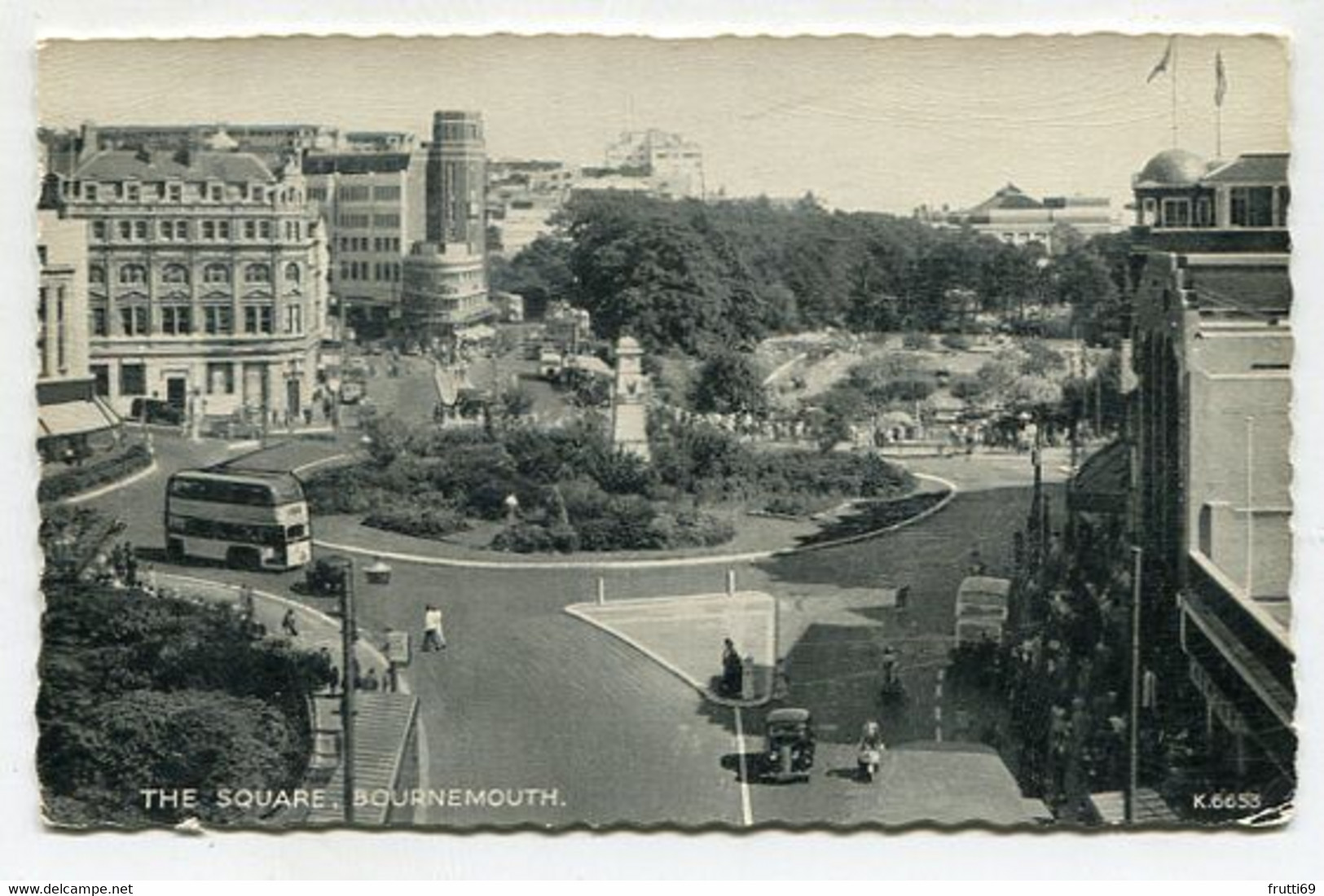 AK 105474 ENGLAND - Bournemouth - The Square - Bournemouth (tot 1972)